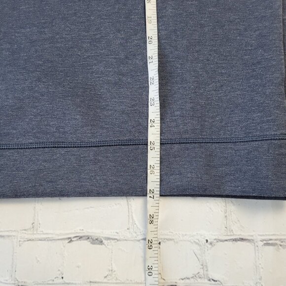 32 degreez Heat Men’s gray crewneck pullover sweater size M - Picture 3 of 11